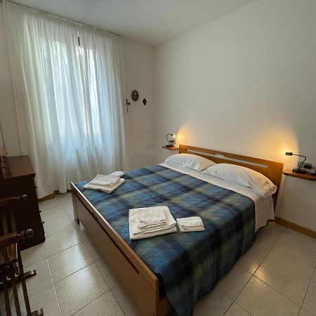Cozy Apartment With Private Parking On Domaso'S Lakeside - Larihome A09 Экстерьер фото